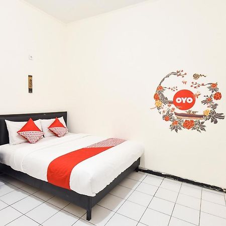 Oyo 348 Hotel Dieng Permai Yogyakarta Exteriör bild