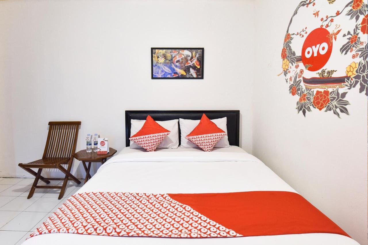 Oyo 348 Hotel Dieng Permai Yogyakarta Exteriör bild
